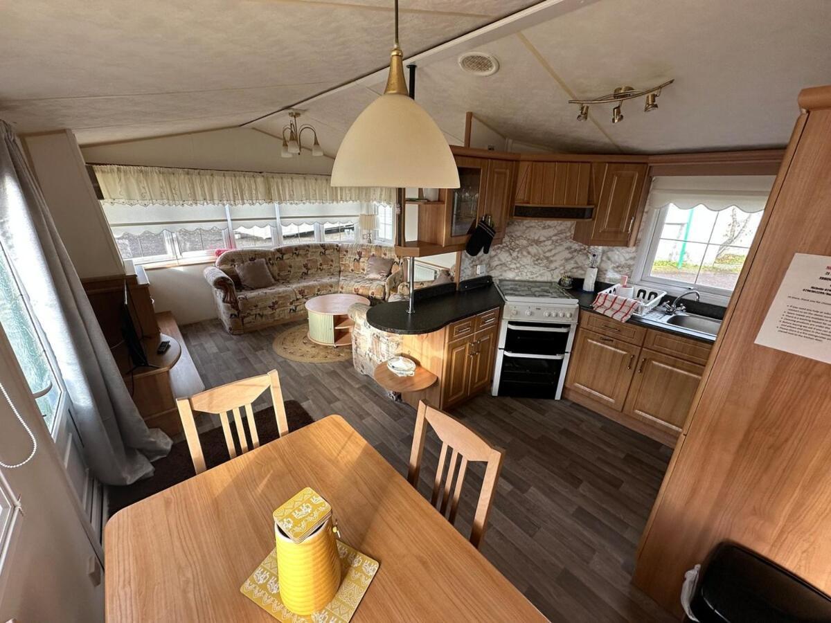Willerby Granada 2-Bedroom Caravan, Glasgow Uddingston Exteriör bild